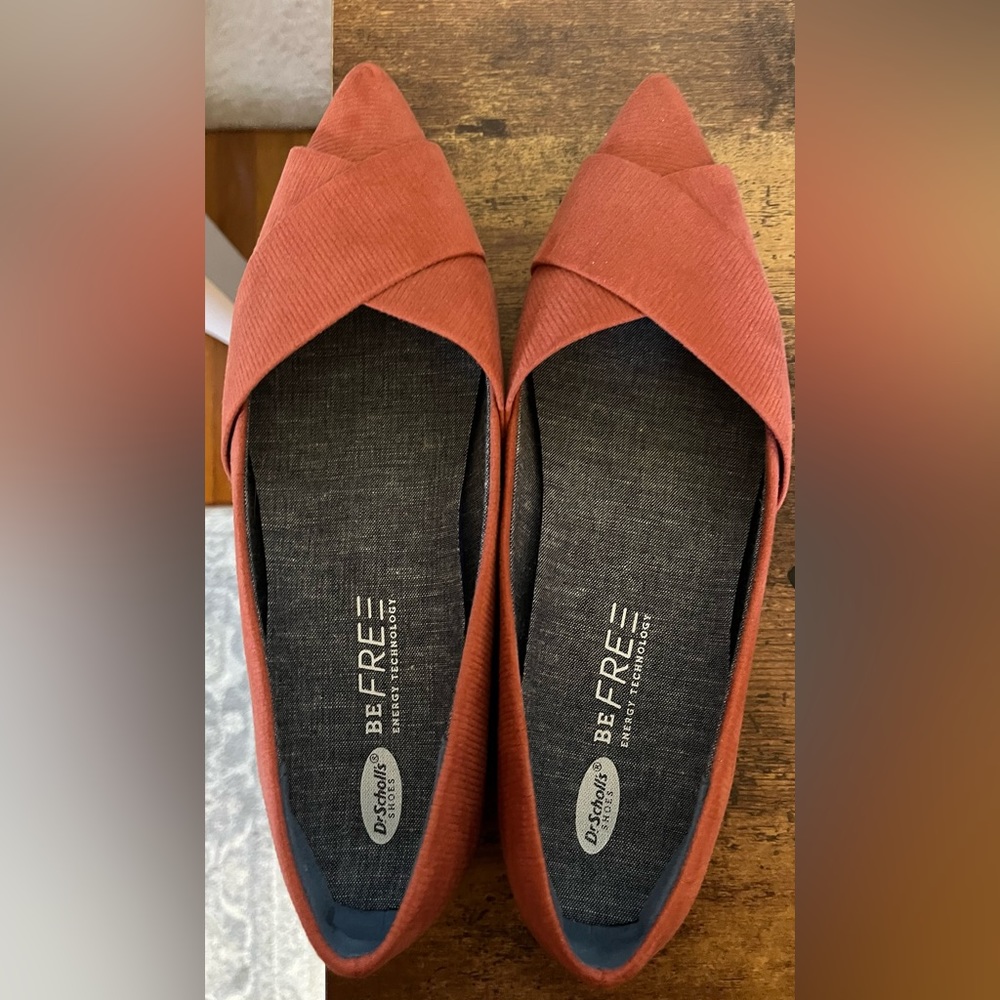 Never worn dr scholls flats